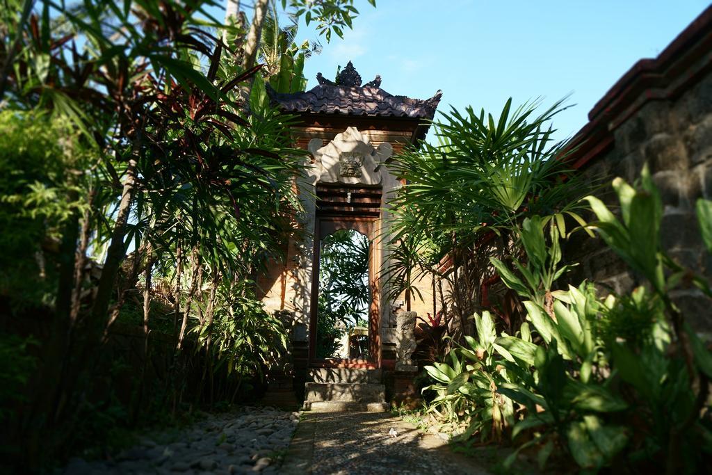 Puri Angsa Saba Apartment Keramas Exterior photo